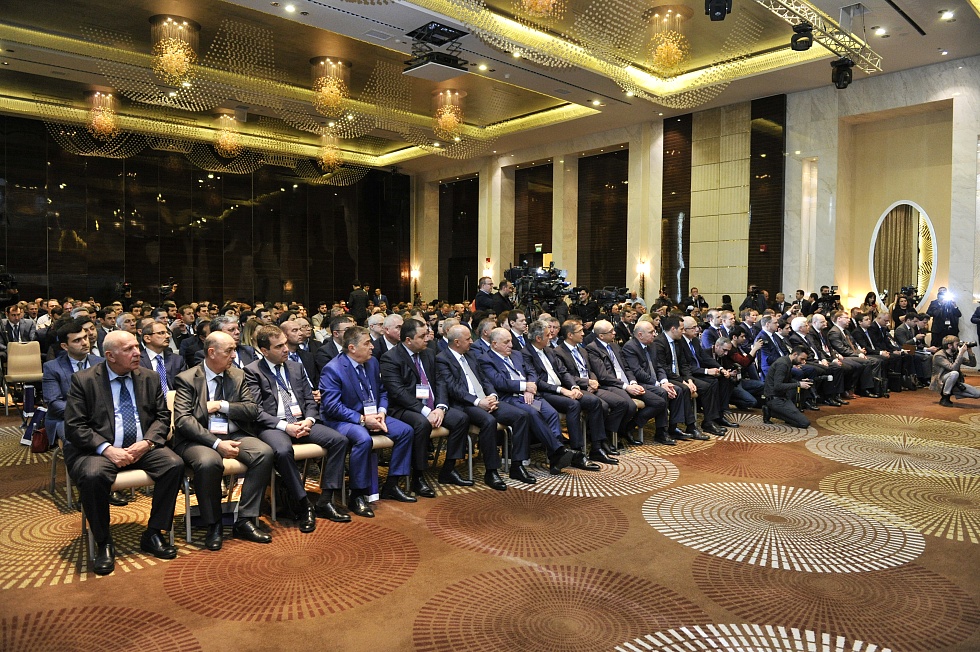 Члены Российско-Азербайджанского делового совета приняли участие в деловой миссии российских промышленных предприятий в Азербайджанскую Республику.